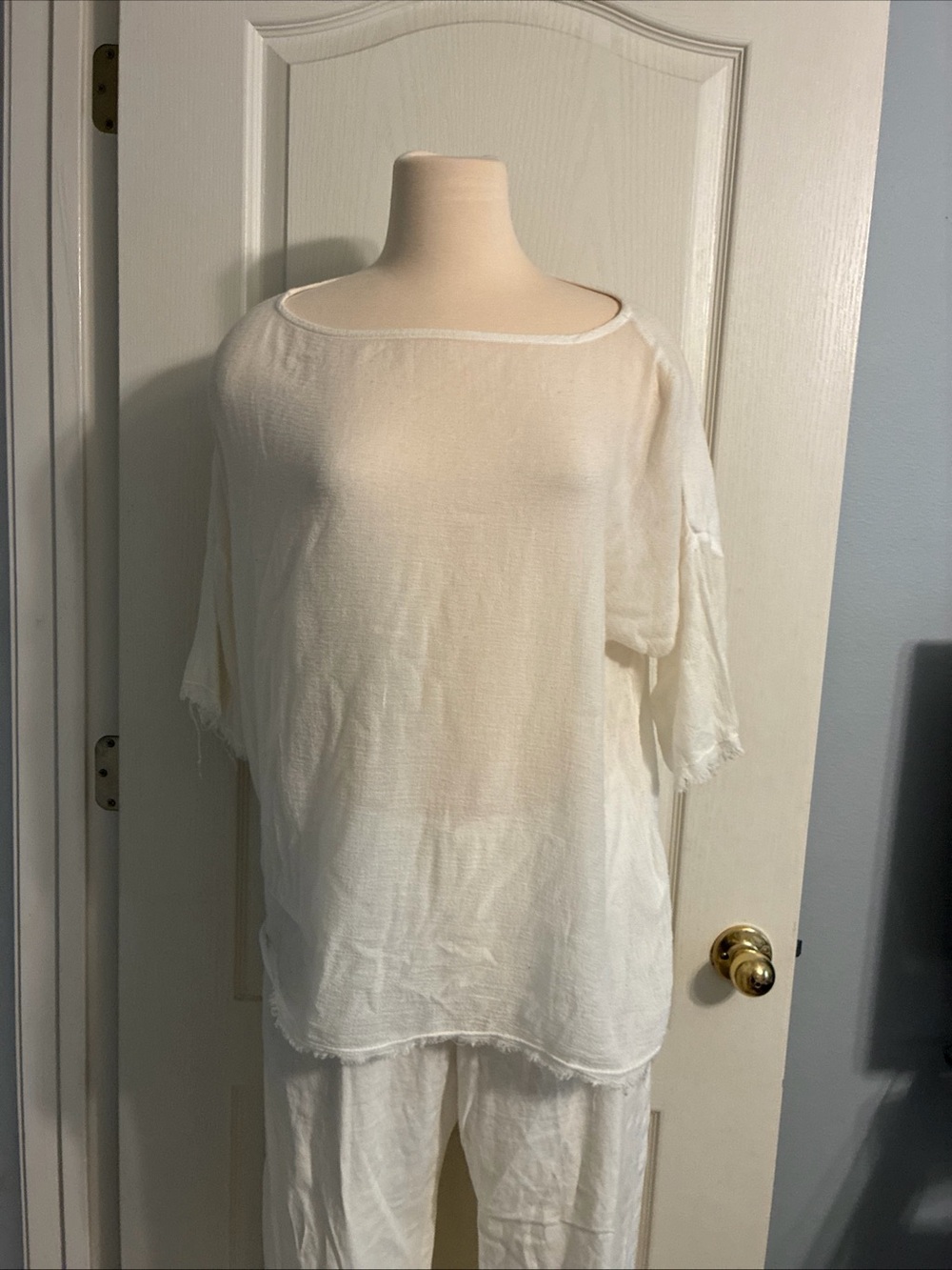 Black Crane Cotton Gauze White Raw Edge Drop Shoulder Top Small